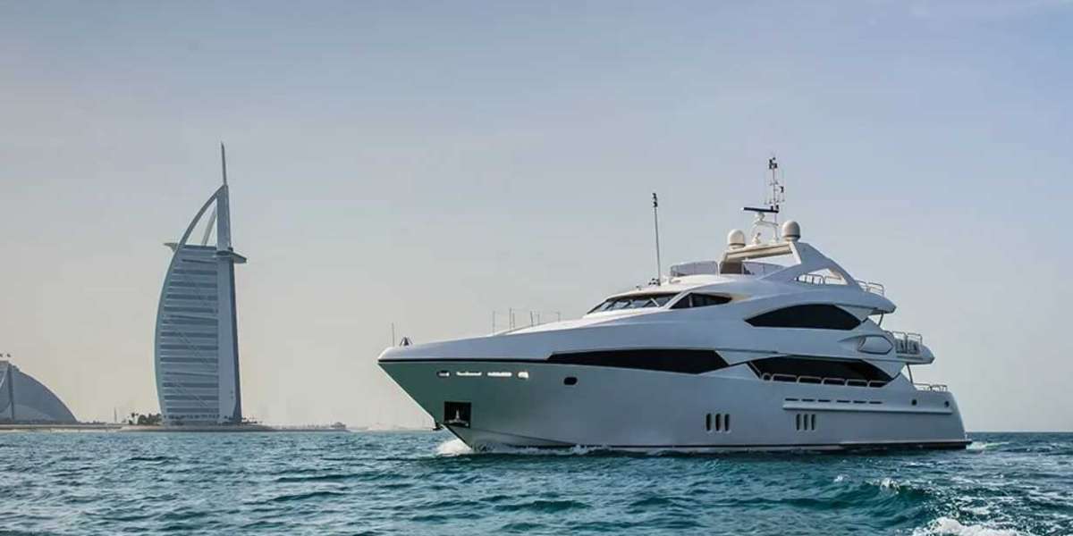 Luxury Yacht Rental in Dubai Marina: The Ultimate Yachting Experience